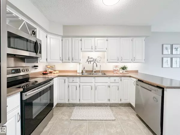 St. Albert, AB T8N3M2,8 WHITEOAKS ES