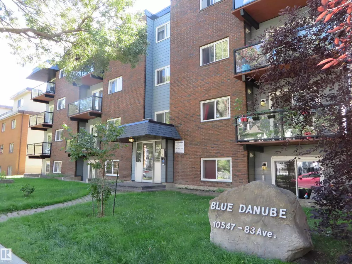 Edmonton, AB T6E2E1,#102 10547 83 AV NW