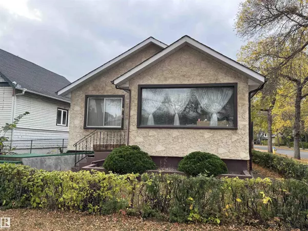 Edmonton, AB T5G1J5,11936 94 ST NW