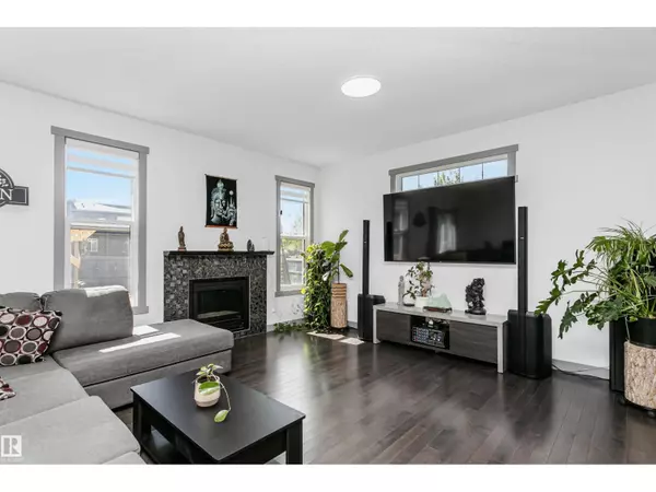 Edmonton, AB T5T4K9,7703 GETTY WD NW