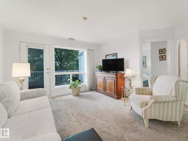 Edmonton, AB T6A3T4,#303 6220 FULTON RD NW