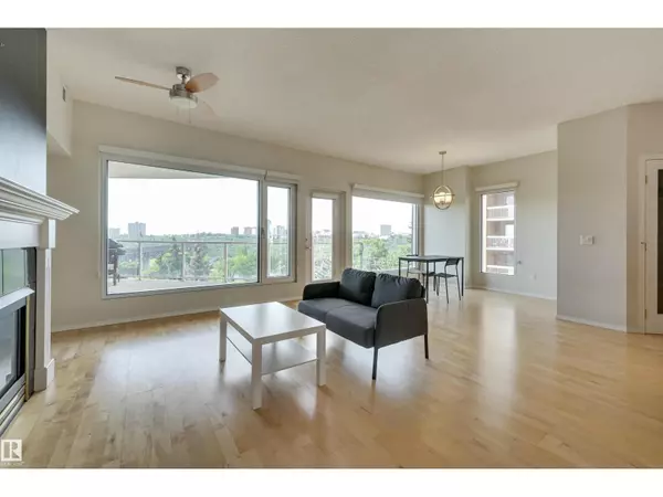 Edmonton, AB T5K2W3,#501 9708 110 ST NW