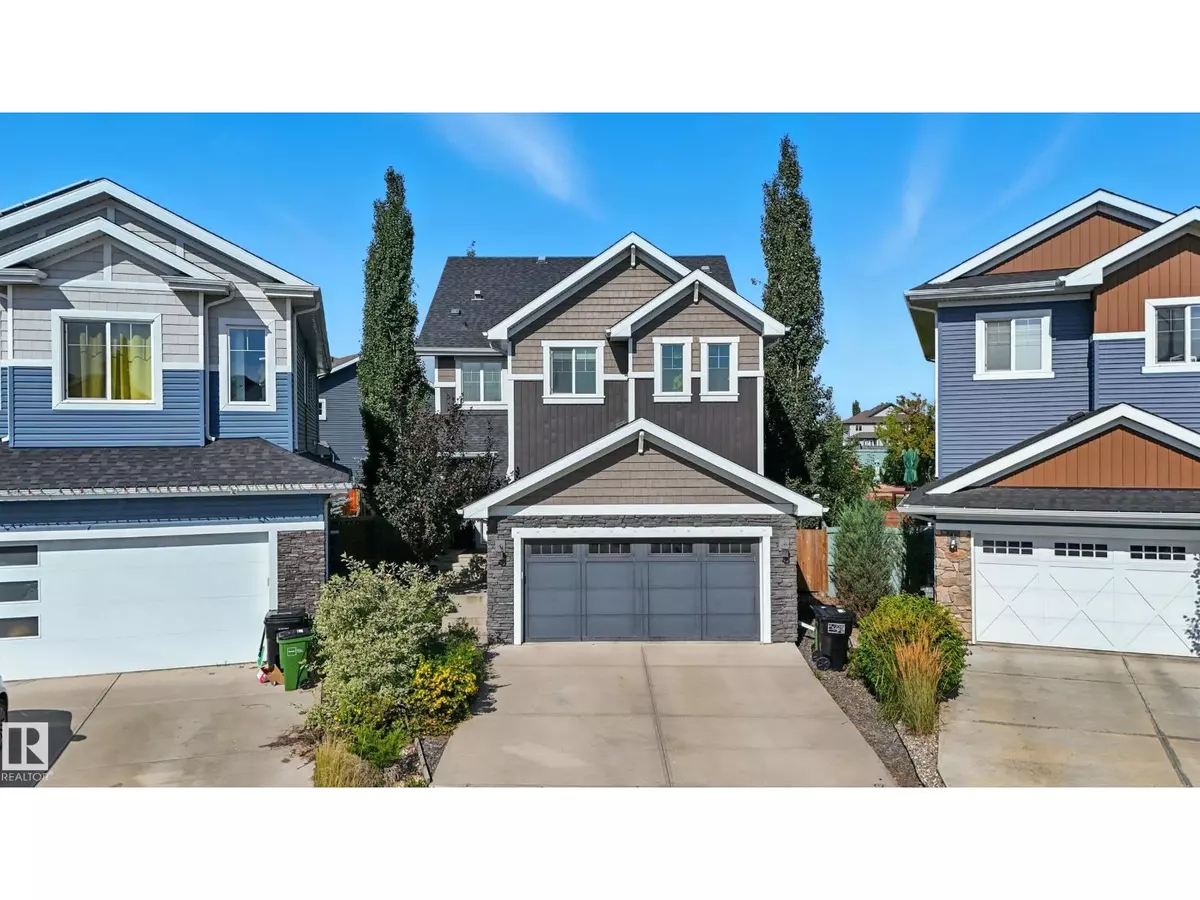 Edmonton, AB T6W3C3,16640 14 AV SW