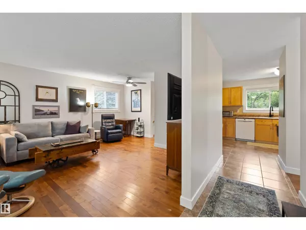 St. Albert, AB T8N0J6,35 STANLEY DR