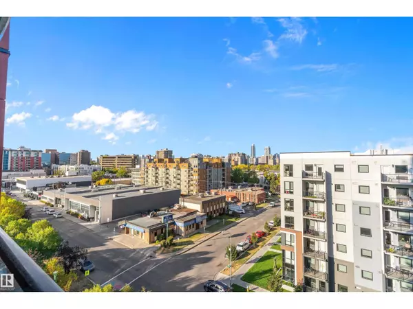 Edmonton, AB T5K0C6,#702 10303 111 ST NW