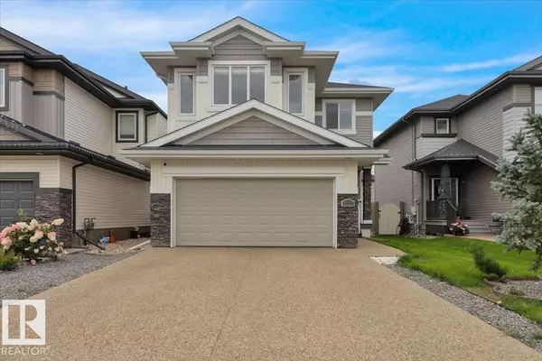 20517 98A AV NW, Edmonton, AB T5T4V8