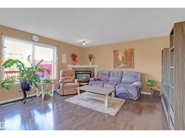 Edmonton, AB T6T0E5,1216 37C Ave NW