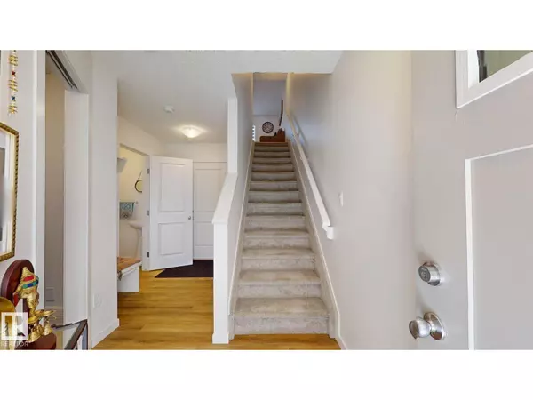 Edmonton, AB T6W4N6,#64 1110 DANIELS LINK LI SW