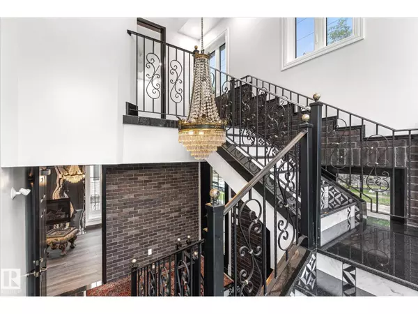 Edmonton, AB T5K0R6,11833 102 AV NW