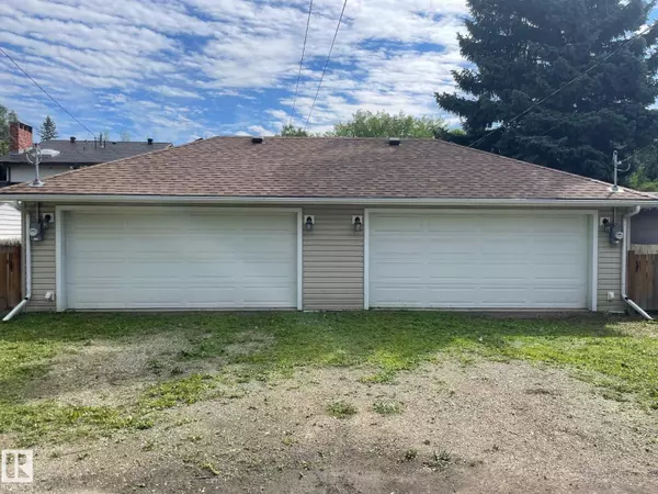 Edmonton, AB T6C3Z7,9426/9428 96A ST NW