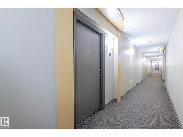 Edmonton, AB T6T0G5,#208 2204 44 AV NW