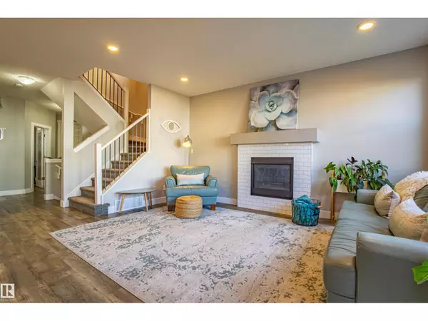 Edmonton, AB T5T7C1,9815 225 ST NW