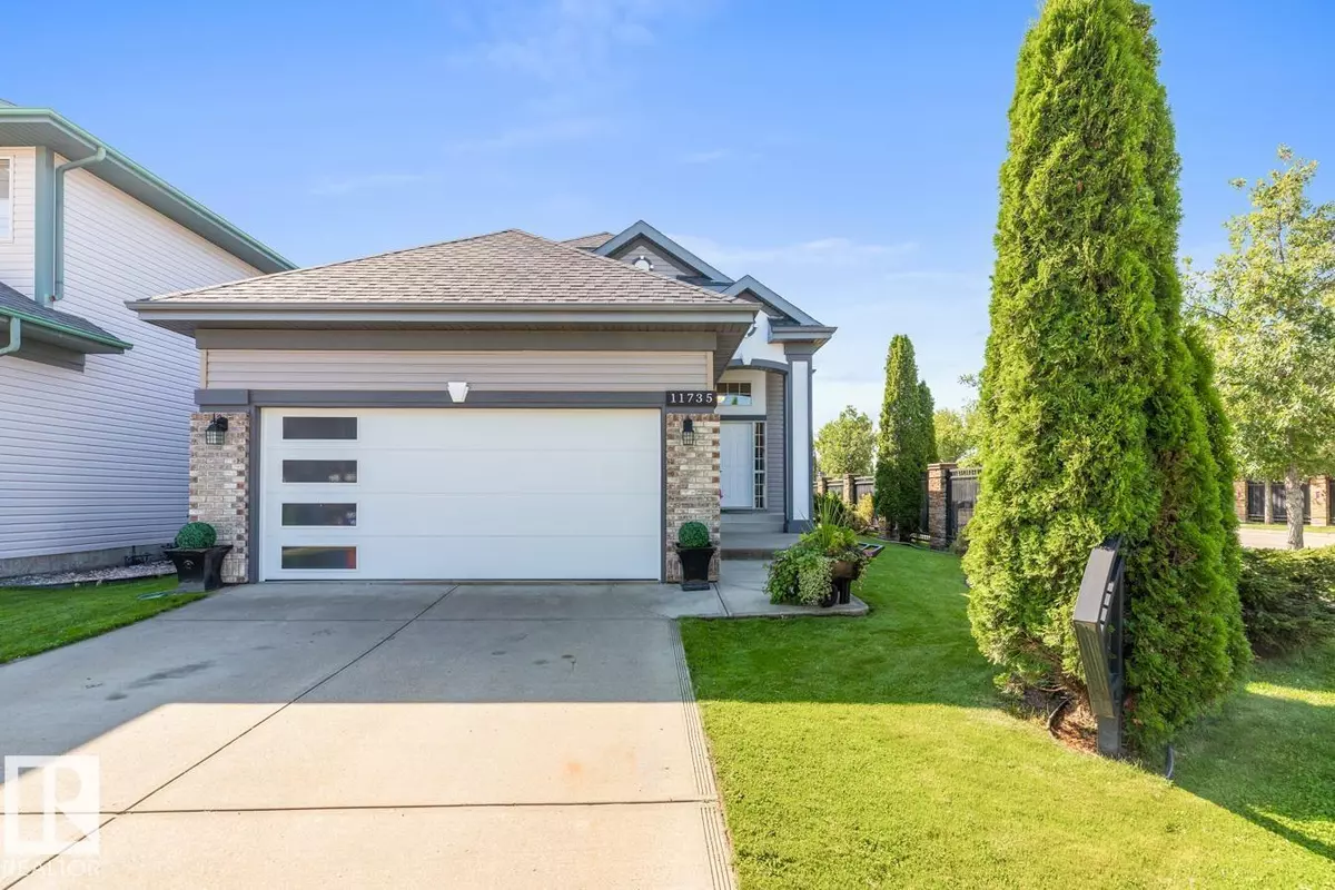 Edmonton, AB T6T7A6,11735 10 AV NW NW