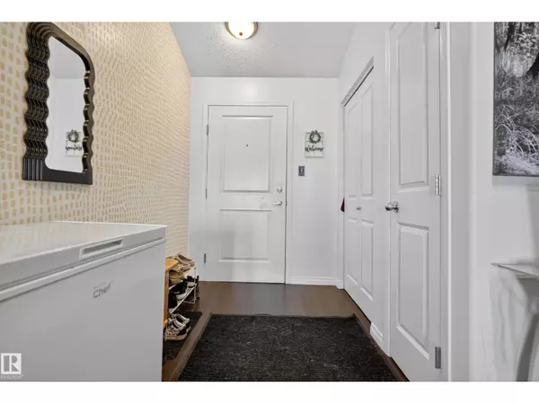 Edmonton, AB T6T1Z2,#420 2305 35A AV NW