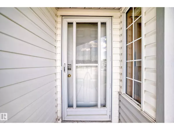 Edmonton, AB T5Y2N9,15571 59A ST NW