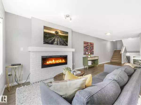 Edmonton, AB T6W0Y5,1671 CHAPMAN WY SW