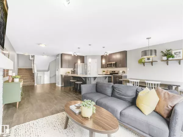 Edmonton, AB T6W0Y5,1671 CHAPMAN WY SW