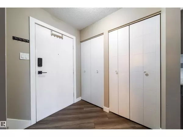 Edmonton, AB T6L1G7,#117 6103 35A AV NW
