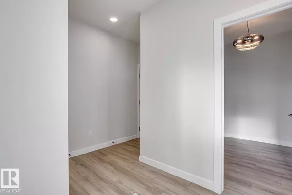 Spruce Grove, AB T7X4E3,187 CALEDON CR