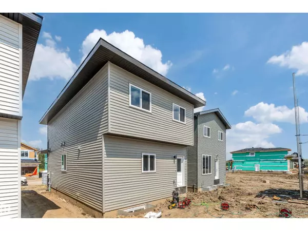 Spruce Grove, AB T7X2W6,58 Patriot Way