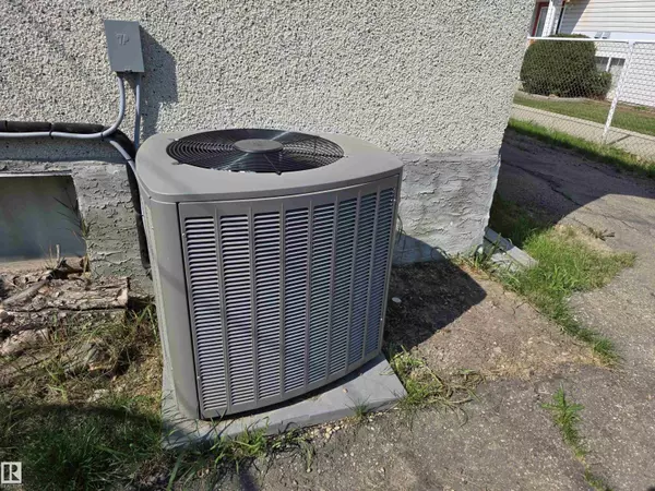 Drayton Valley, AB T7A1J1,4719 50 ST