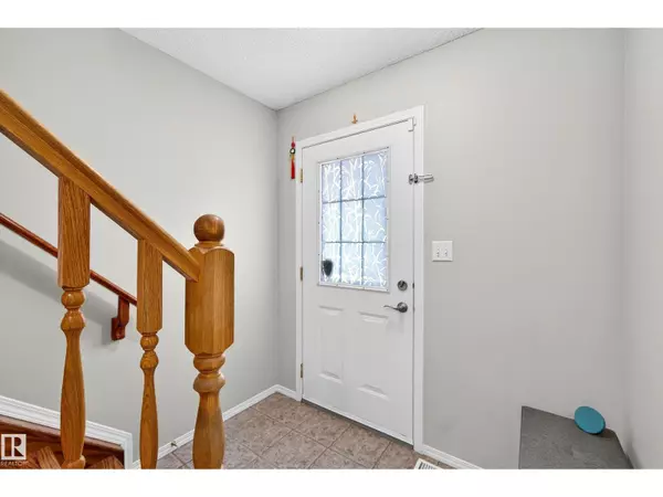 Edmonton, AB T5Y3B6,#24 14603 MILLER BV NW