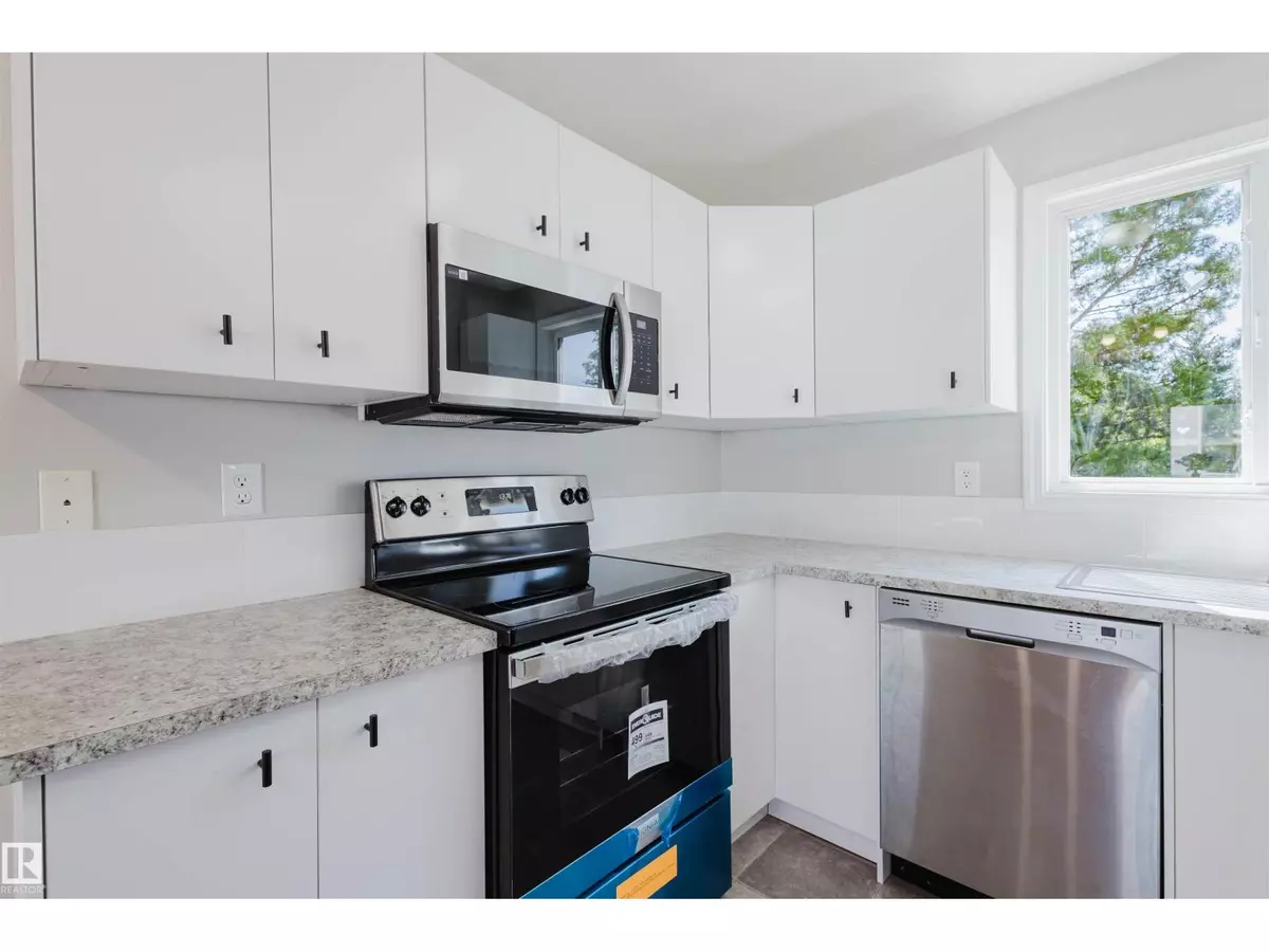 Edmonton, AB T5T1S4,18160 81 AV NW