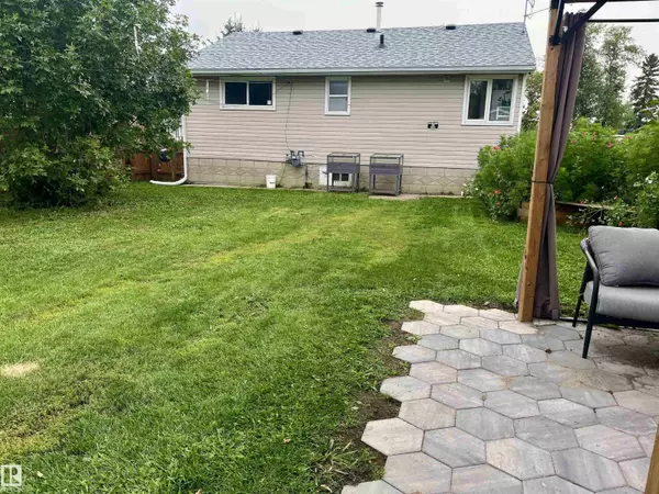 Vegreville, AB T9C1K4,5622 49A ST