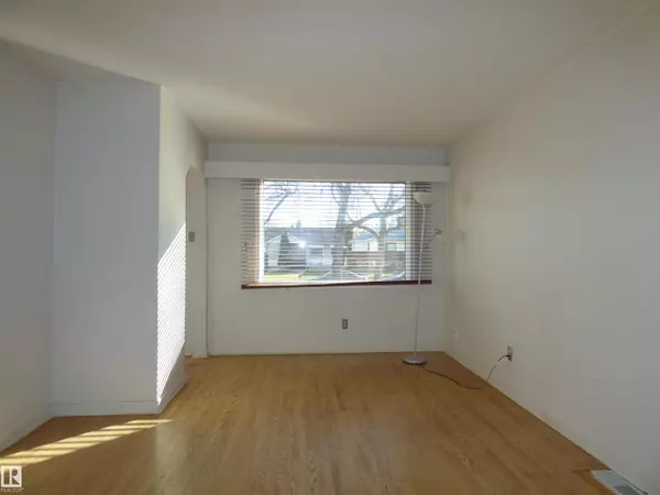 Edmonton, AB T5G2K5,11206 104 ST NW