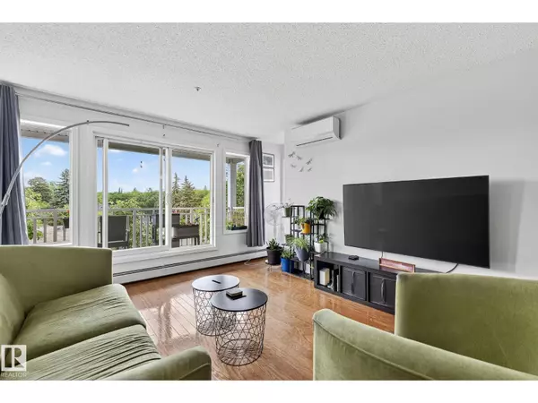 Edmonton, AB T5M4E1,#410 10951 124 ST NW