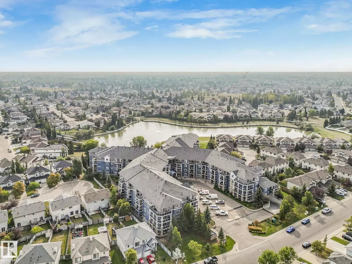 Edmonton, AB T6V0B4,#332 16035 132 ST NW