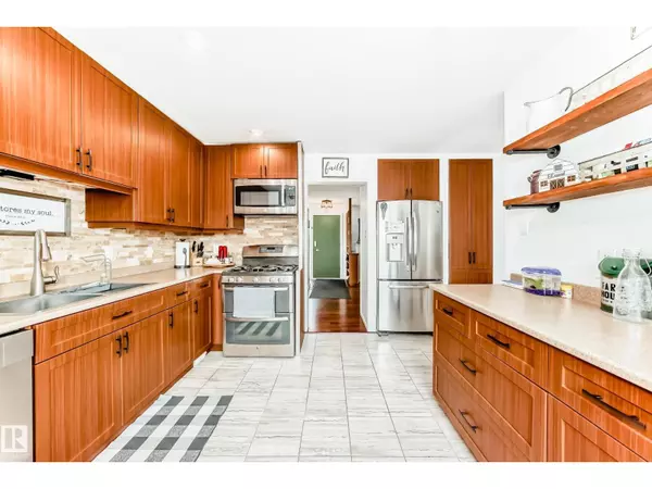 Edmonton, AB T5B3E8,13536 86 ST NW