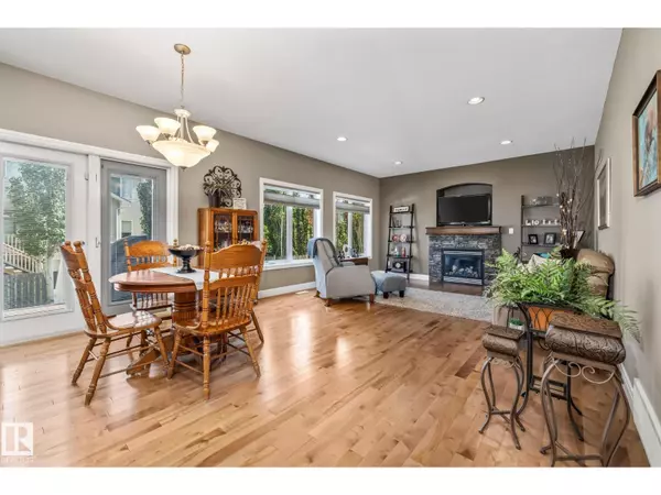Fort Saskatchewan, AB T8L0E4,39 HILLSIDE TC