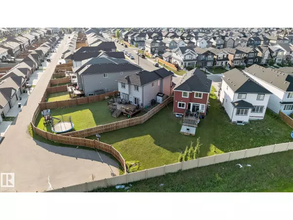 Edmonton, AB T6X2W1,2171 51 ST SW