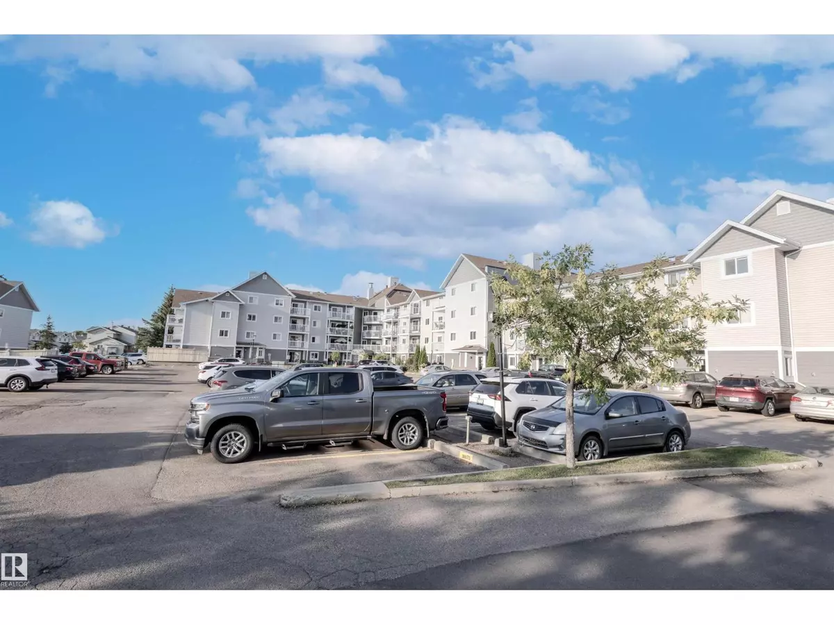 Edmonton, AB T6L6S6,#305 5005 31 AV NW