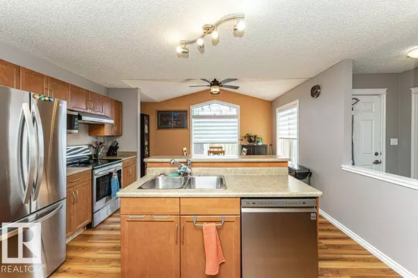 Fort Saskatchewan, AB T8L4N7,140 WESTWOOD LN