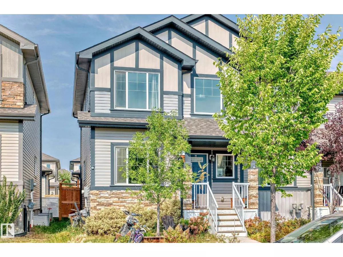 Edmonton, AB T6T0W1,1426 26 AV NW