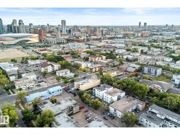 Edmonton, AB T5H2V7,10709 103 ST NW