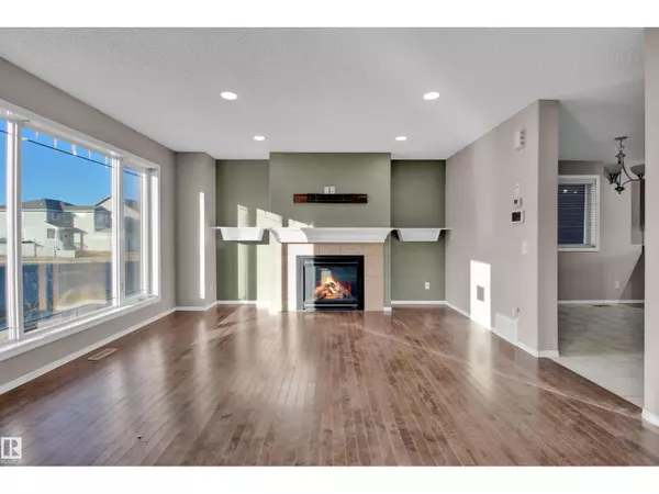 Edmonton, AB T5Z0E4,17951 85 ST NW