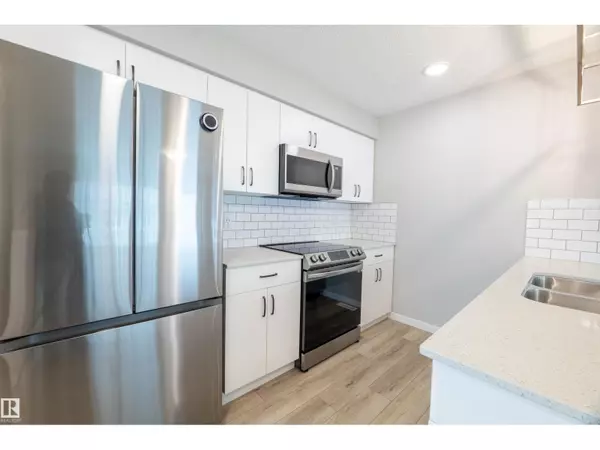 #78 17832 78 ST NW, Edmonton, AB T5Z0P7