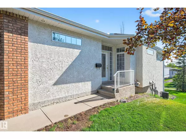 Edmonton, AB T6R3A7,307 TORY VW NW