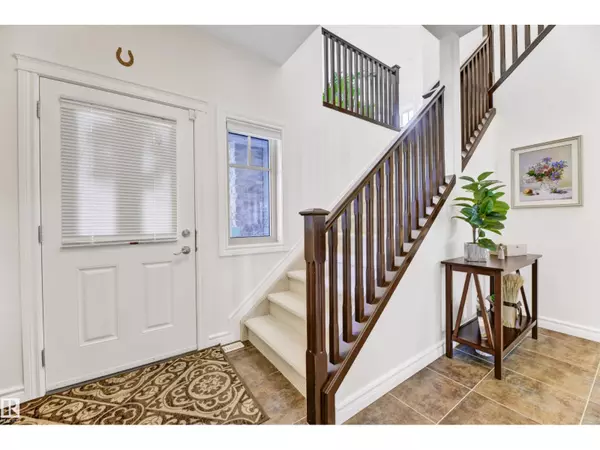 Edmonton, AB T6W0K7,2677 ANDERSON CR SW