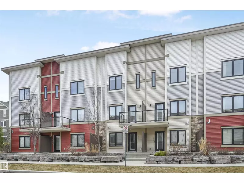 #102 804 WELSH DR SW, Edmonton, AB T6X1Y8