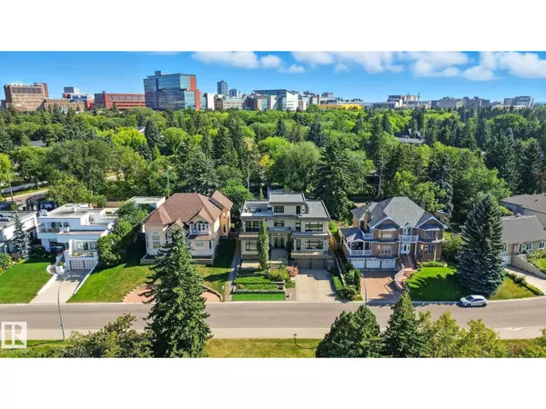 Edmonton, AB T6G2D3,11823 SASKATCHEWAN DR NW