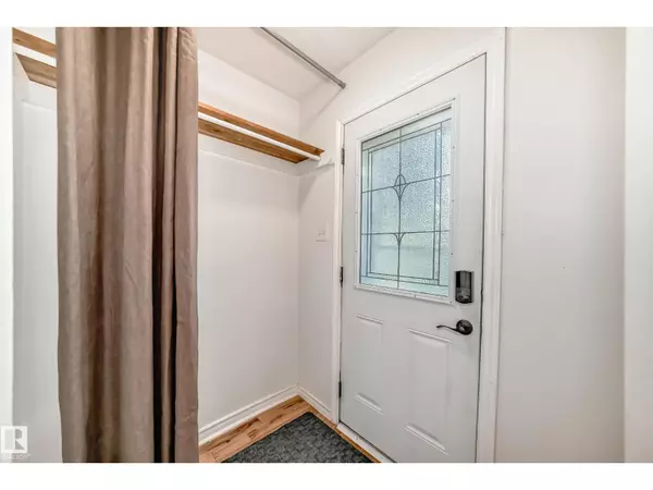 Edmonton, AB T6E1R8,10510 79 AV NW