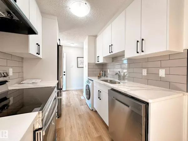 Edmonton, AB T5T0H5,6J CALLINGWOOD CO NW