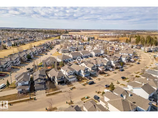 Edmonton, AB T6W1V8,345 MACEWAN RD SW