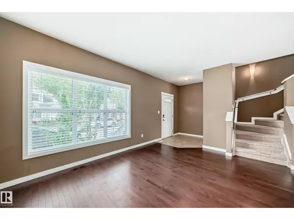 Edmonton, AB T5E6N4,#8 4367 VETERANS WY NW