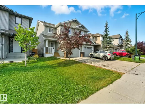 Edmonton, AB T6W1Y4,11611 17 AV SW