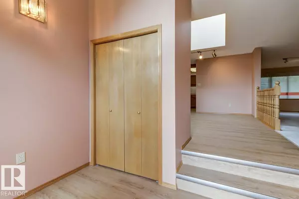 Sherwood Park, AB T8A5M2,69 NOTTINGHAM ES